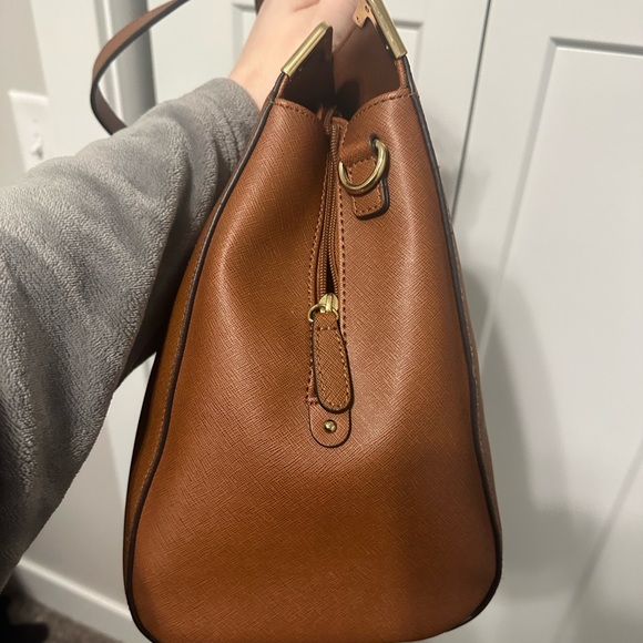 Brand new Wilson Leather purse. - Picture 2 of 3